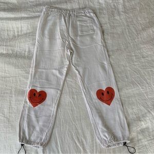 Graver White Heart Knee Sweatpant